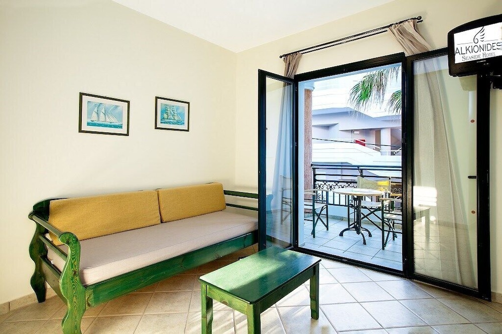 Apartment, Garden View photo 1