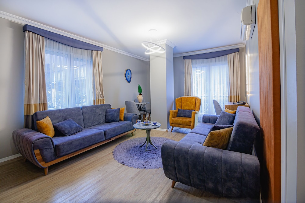 Family Apartment photo 1