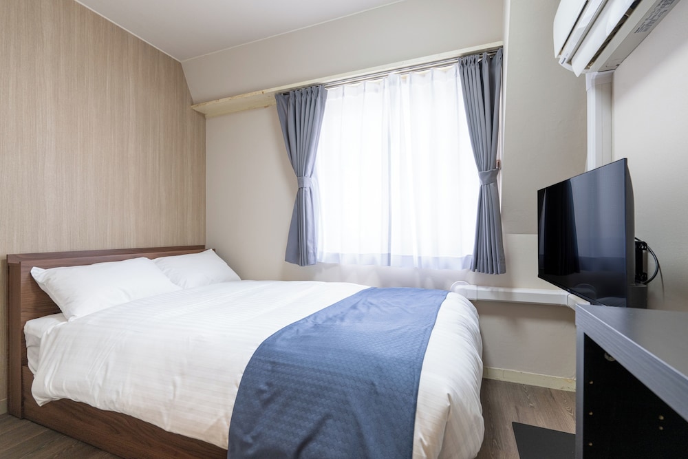 Basic Double Room