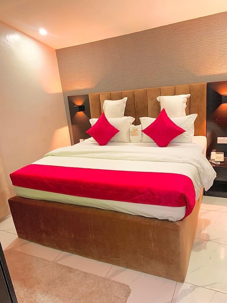 Standard Room photo 2