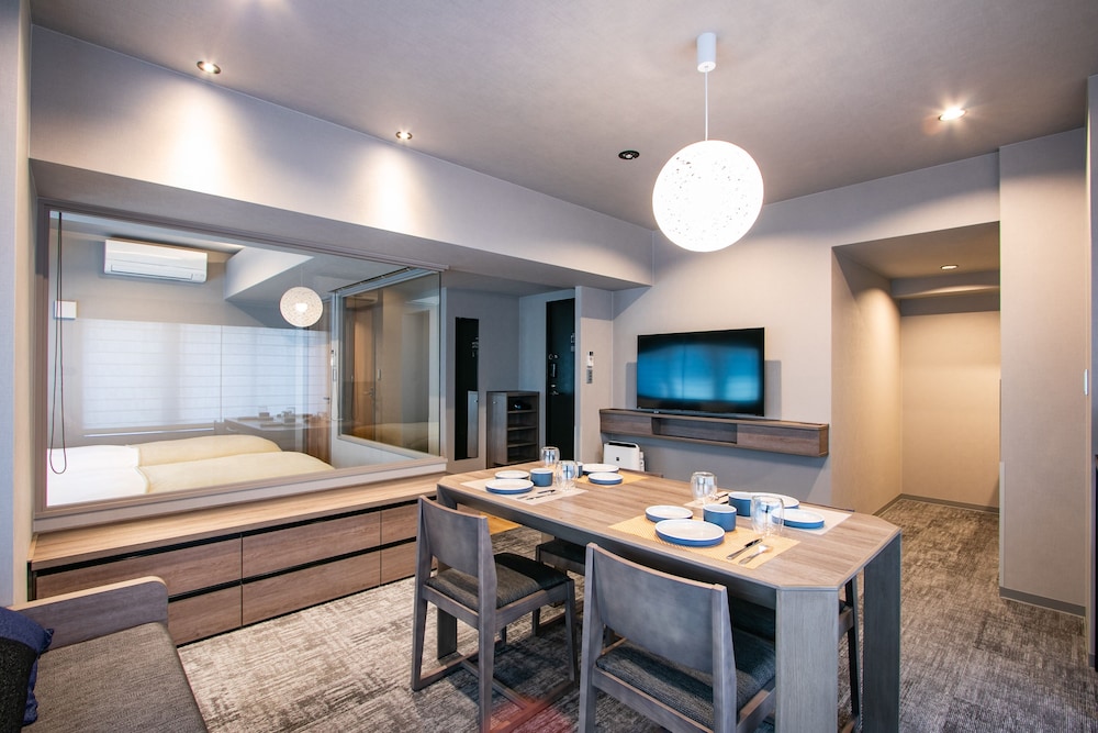Deluxle Suite with 3beds, Non Smoking photo 3