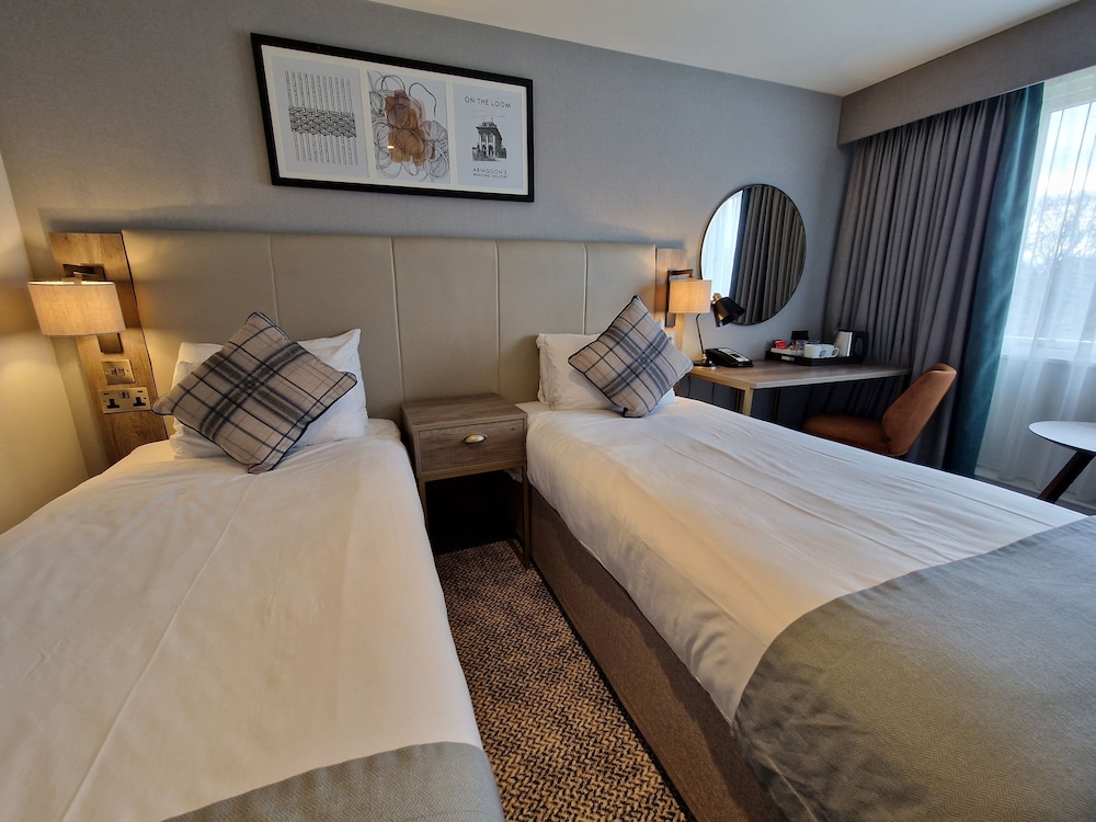 Standard Room, 2 Twin Beds photo 3
