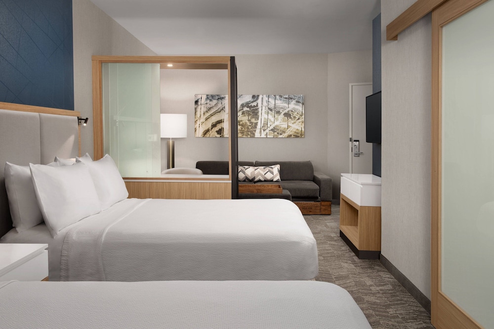 Studio Suite, 2 Queen Beds - Photo 8