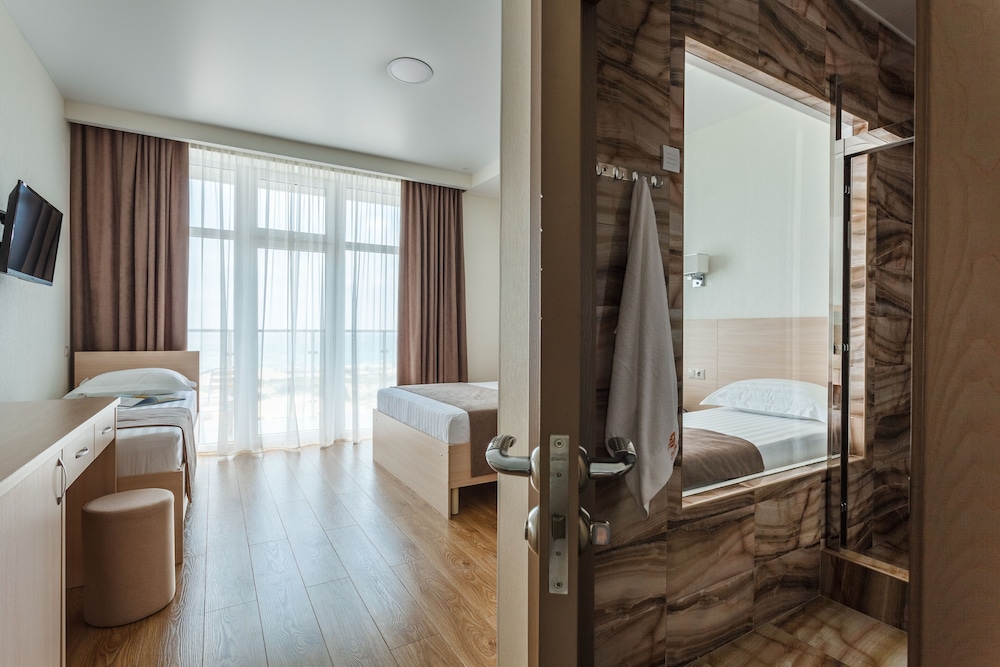 Luxury Suite