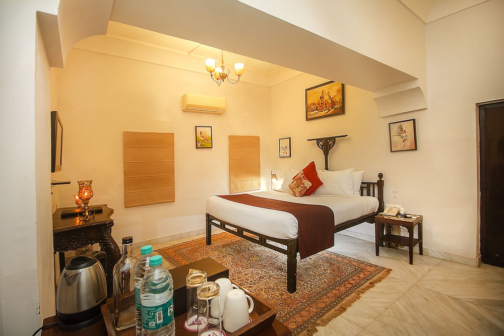 Heritage Room - Photo 7
