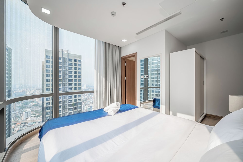 Family Suite, 3 Bedrooms, Club Lounge Access, City View