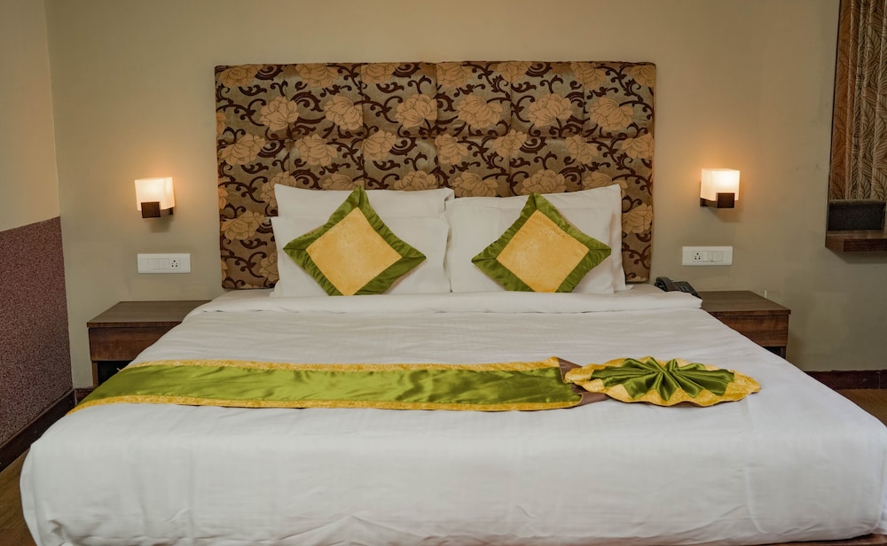 Deluxe Room - Photo 7