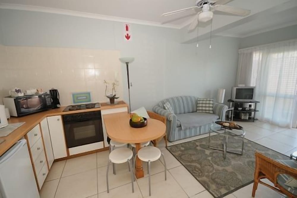 Standard Apartment (Self Catering) photo 3