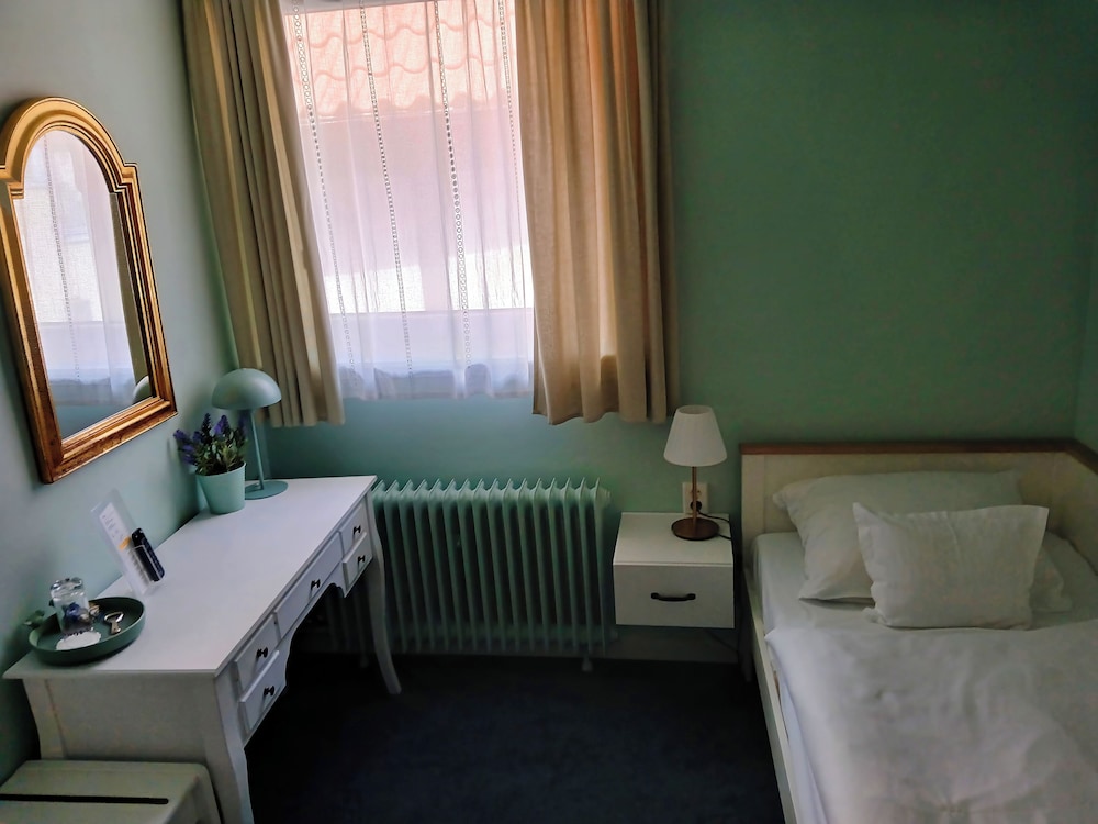 Business Single Room photo 3
