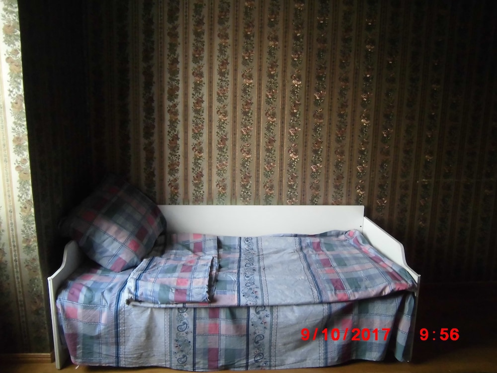 Apartment (1st level of the house) photo 2