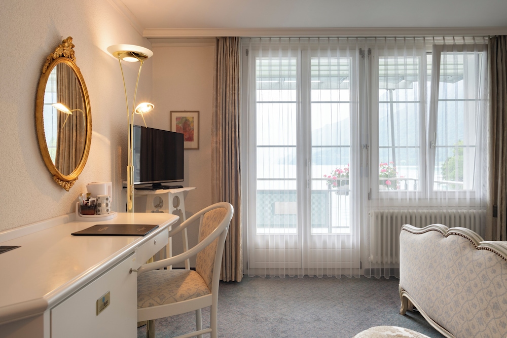 Standard Single Room, Balcony, Lake View photo 3