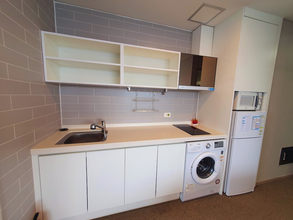 Family Triple Room - Photo 7