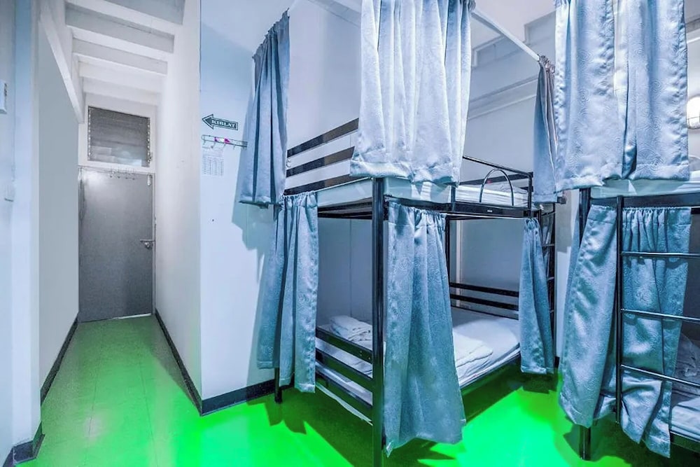 Shared Dormitory, Women only photo 2