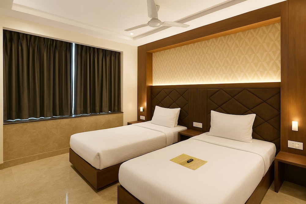 Family Triple Room, City View