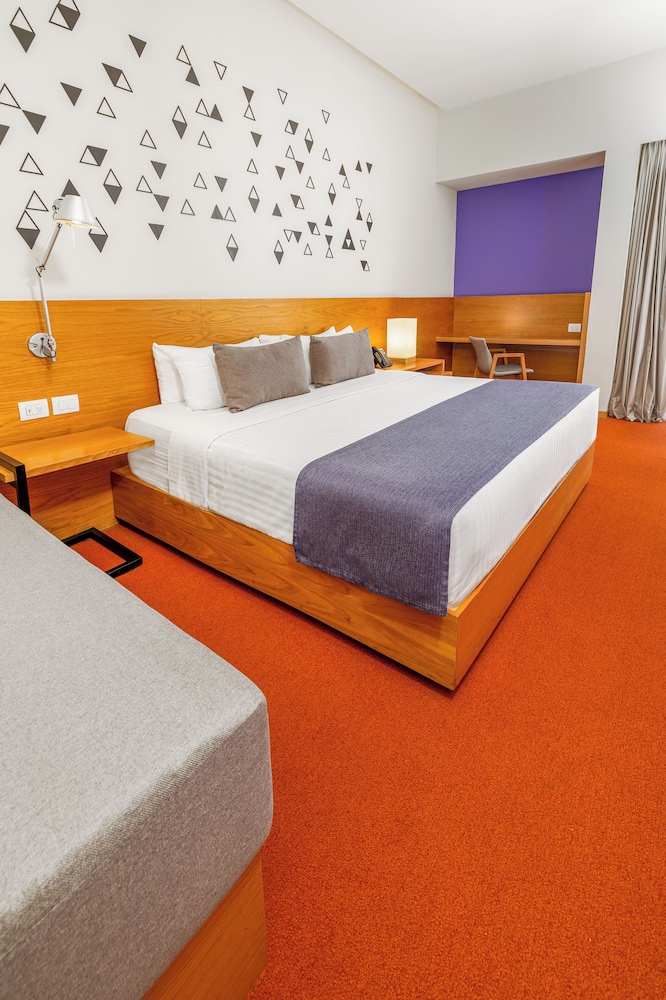 Standard Room King - Photo 3