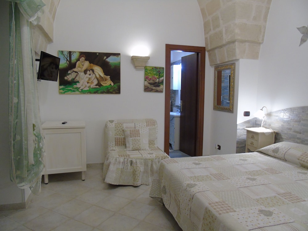 Camera Deluxe con letto matrimoniale o 2 letti singoli, vista giardino photo 2