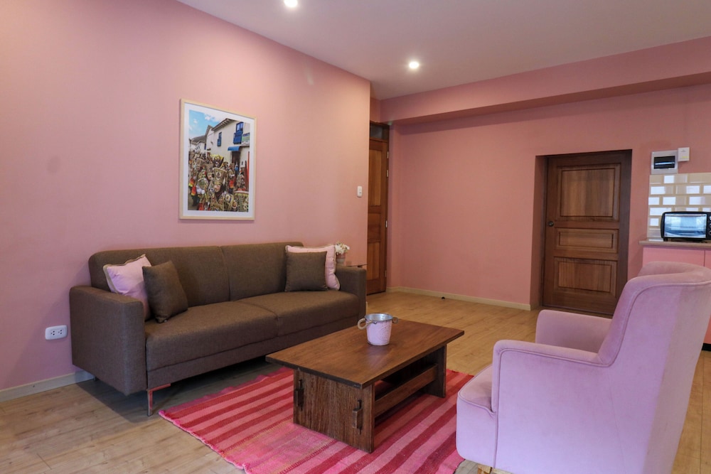 Apartment (203)