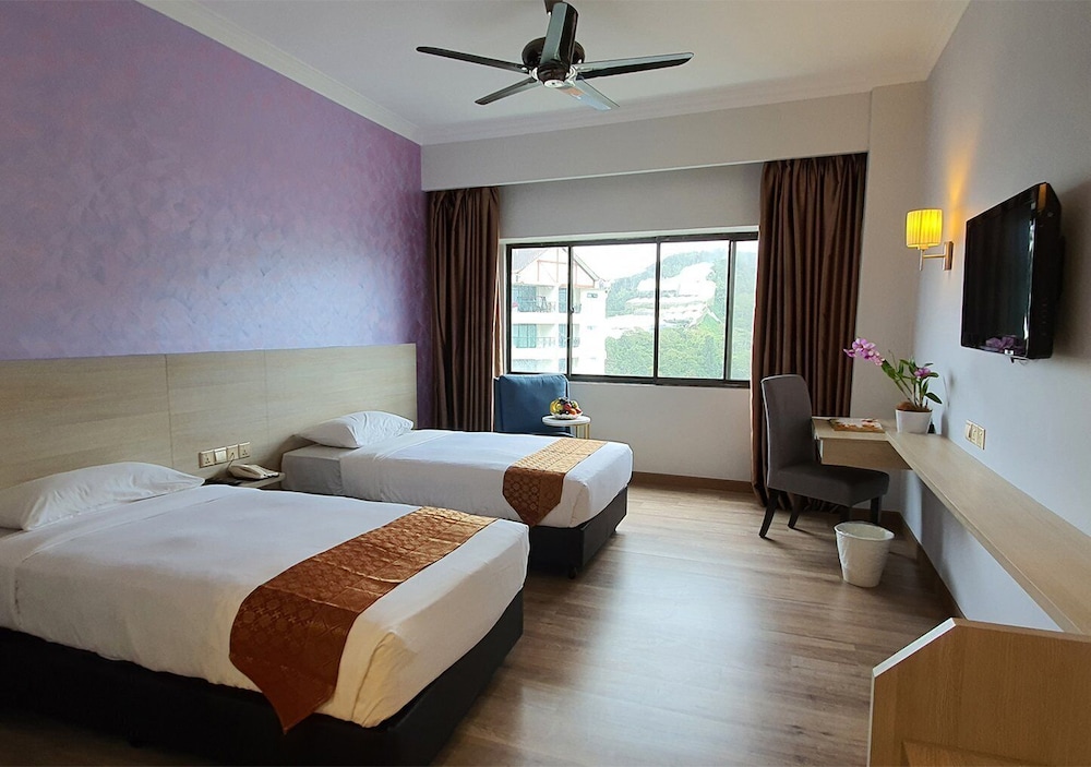 Superior Premium Twin Bed - Photo 3