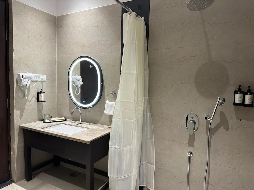 Premier Room - Photo 6