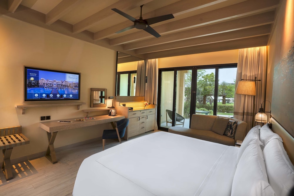 Room, 1 King Bed, Terrace, Poolside