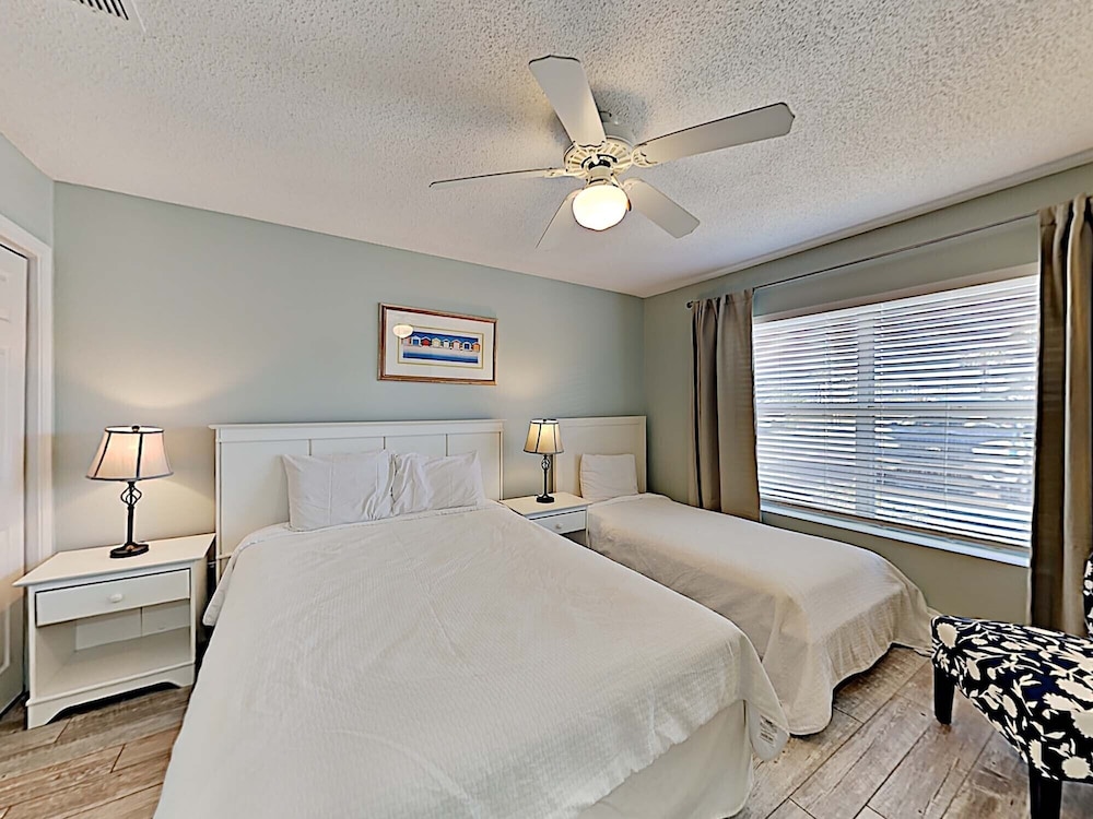 Condo, Multiple Beds, Patio, Garden View (#1010)