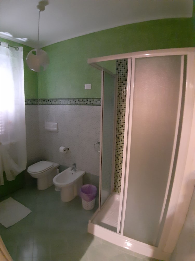 Standard Room (Giovane) photo 3