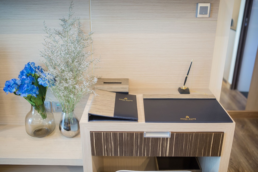 Suite with Balcony Double Bed photo 2