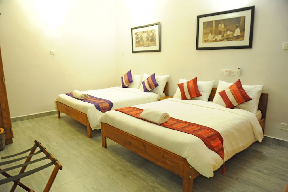 Family Quadruple Room, 2 Double Beds, Accessible, Non Smoking photo 3