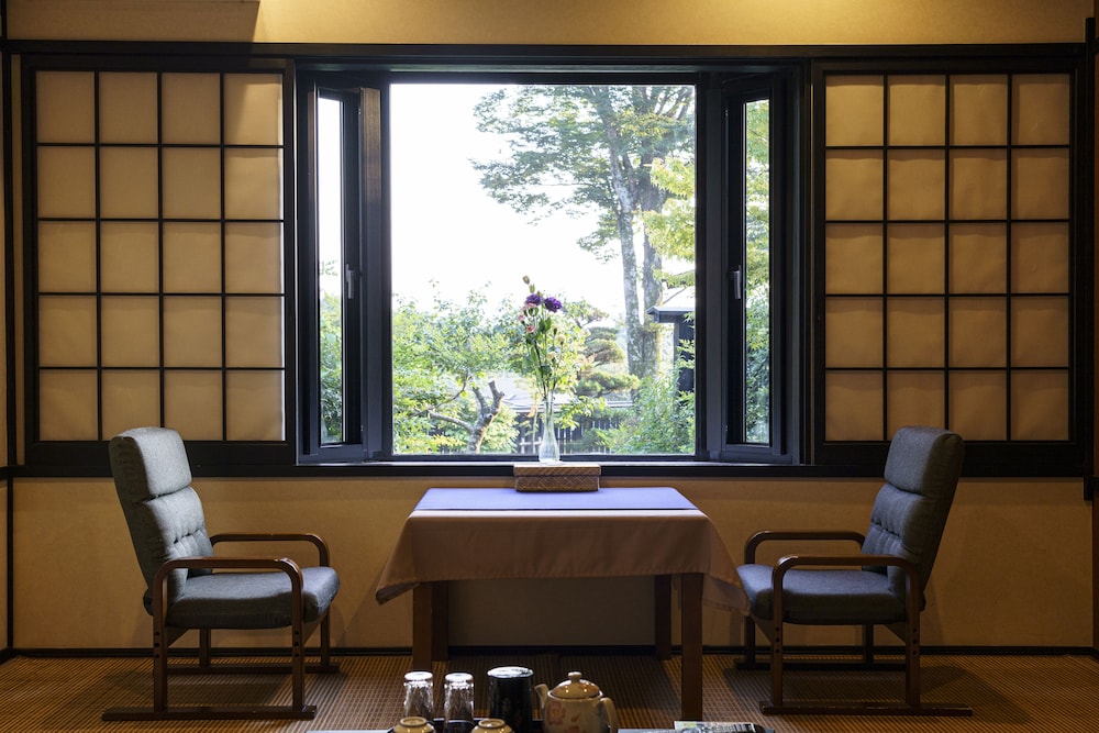 Japanese Style Room 10 Tatami Standard KAISEKI, Non Smoking photo 3