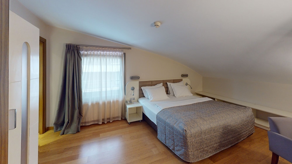 QUEEN SUITE, SEHIR MANZARALI ODA photo 3