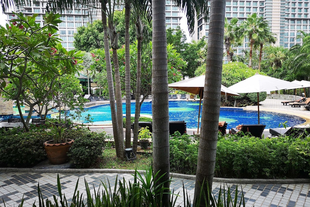 Premium Villa Pool View thumbnail 5