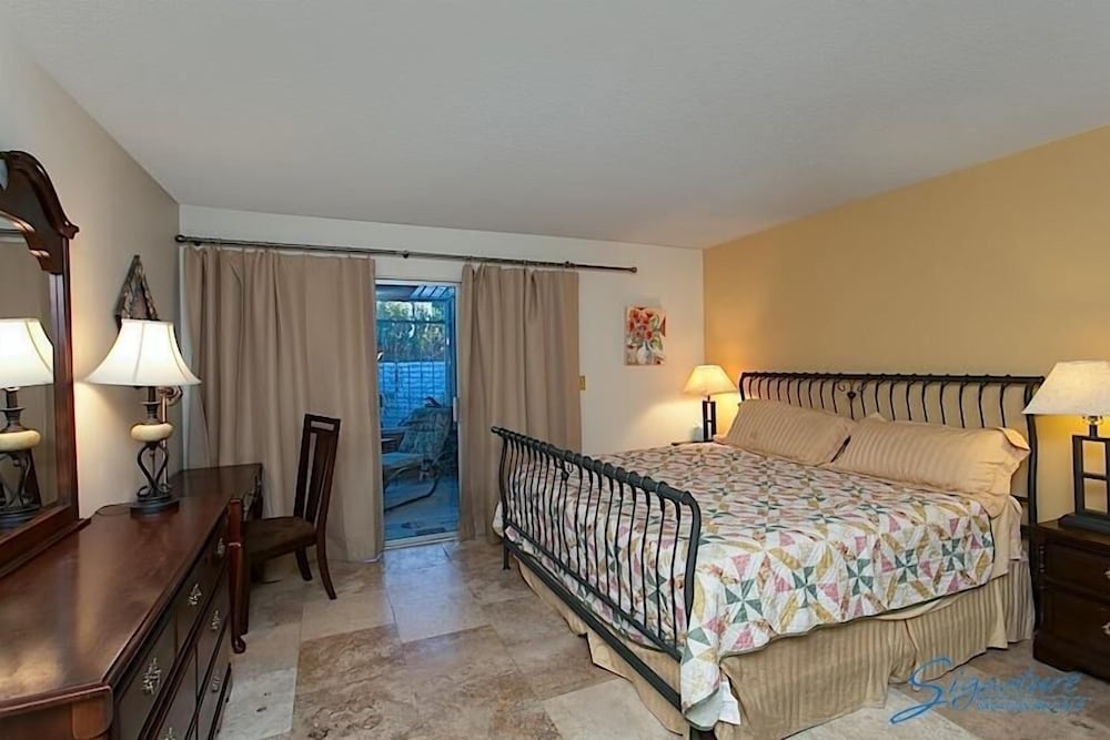 Condo, 3 Bedrooms photo 2
