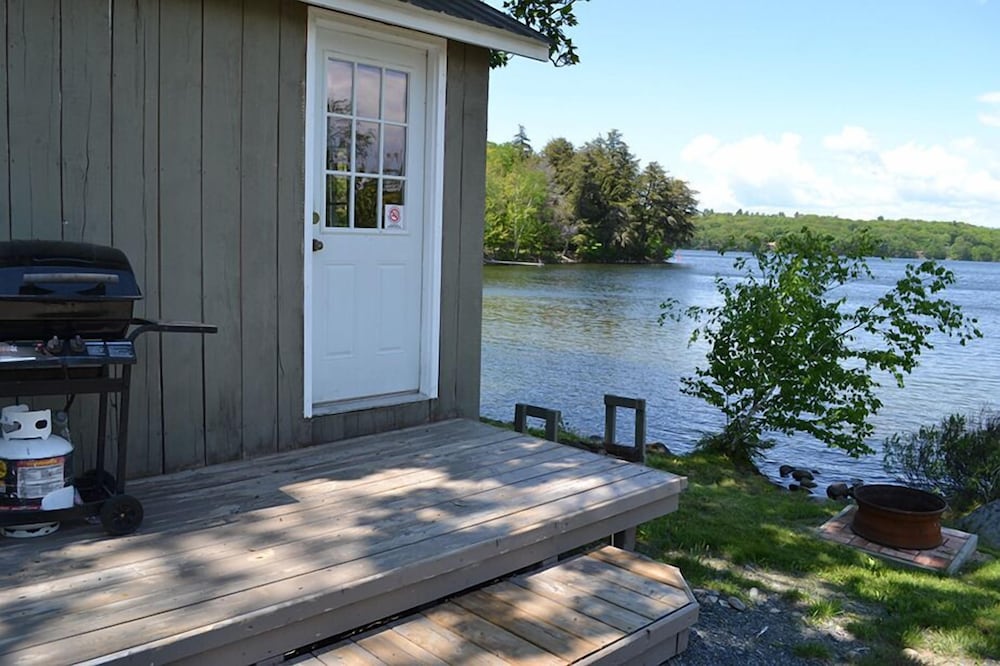 Economy Cottage, 3 Bedrooms (Cottage #3) photo 1