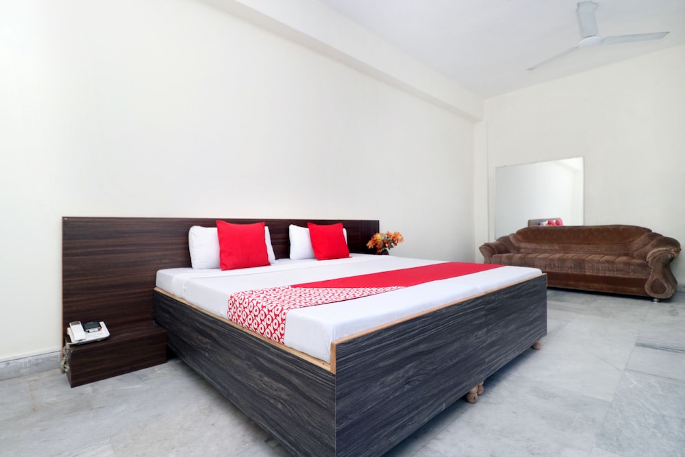 Suite, 1 King Bed photo 1