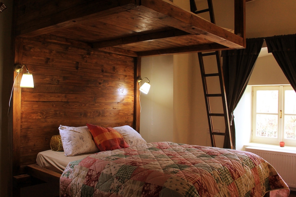 Family Quadruple Room, Multiple Beds, Garden View photo 2