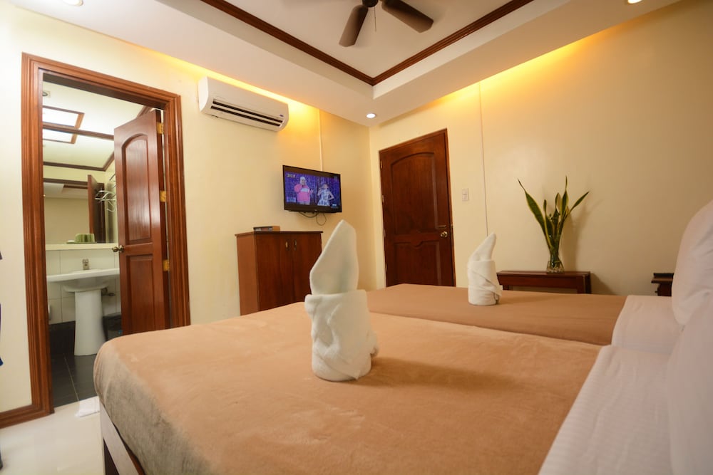 Deluxe Room, 2 Twin Beds - Photo 2