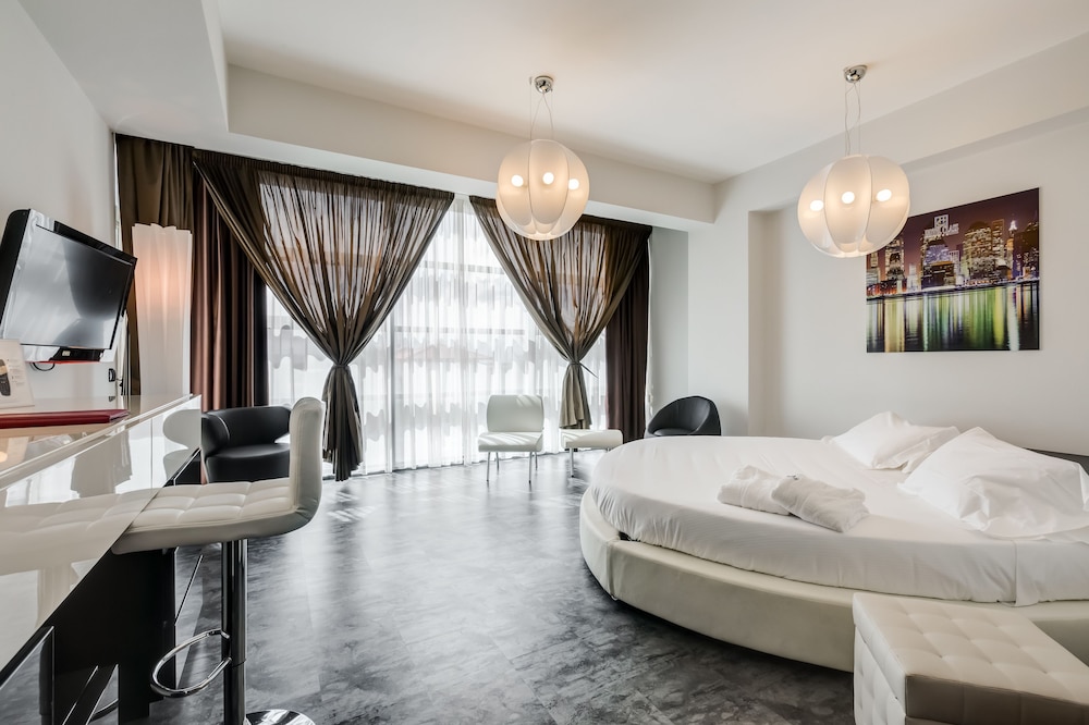 Design Suite, 1 King Bed