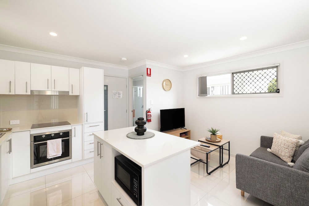 Deluxe Apartment, 1 Queen Bed, Non Smoking, Kitchen