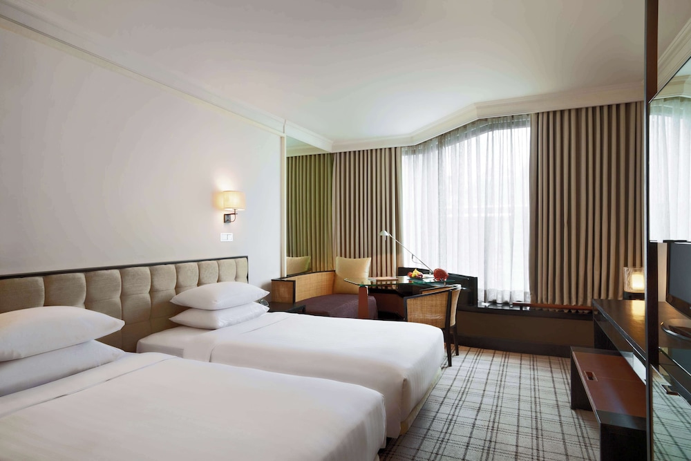 Two Twin Beds (Non Smoking) thumbnail 5