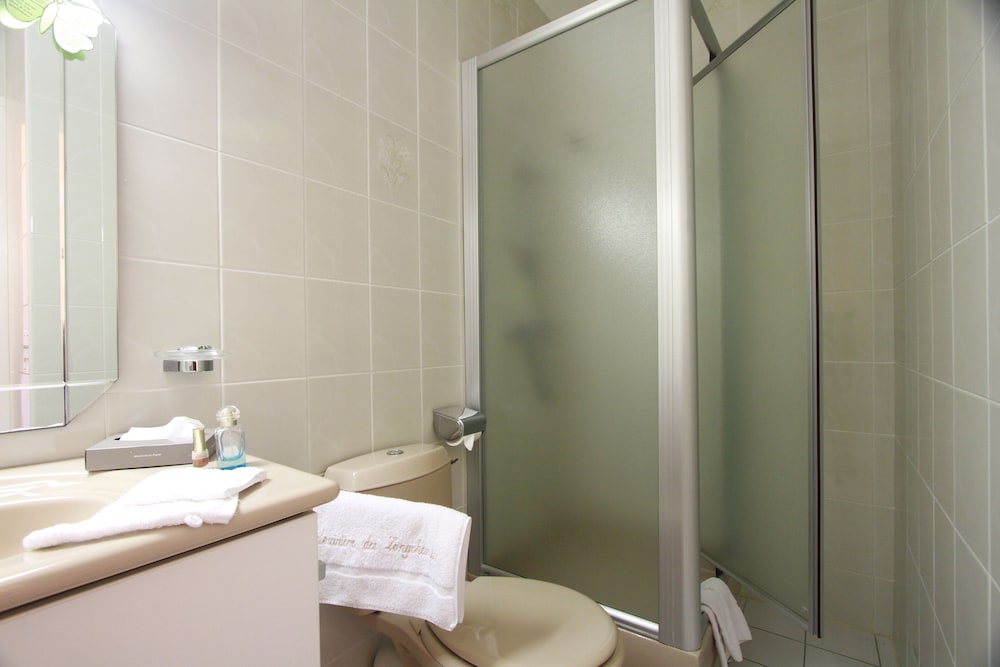 Standard Double Room - Photo 4