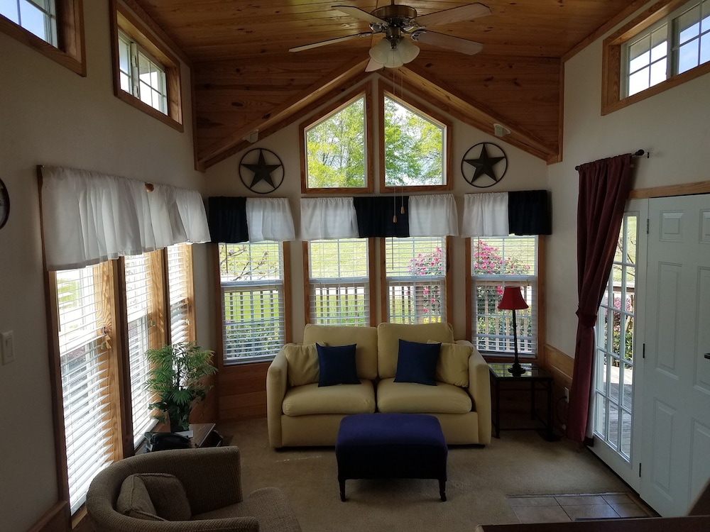 Cottage, Kitchen (Pet Friendly) photo 1