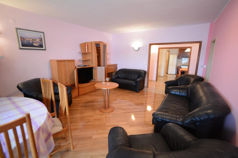 Deluxe Apartment, 5 Bedrooms, Terrace, Sea View photo 1