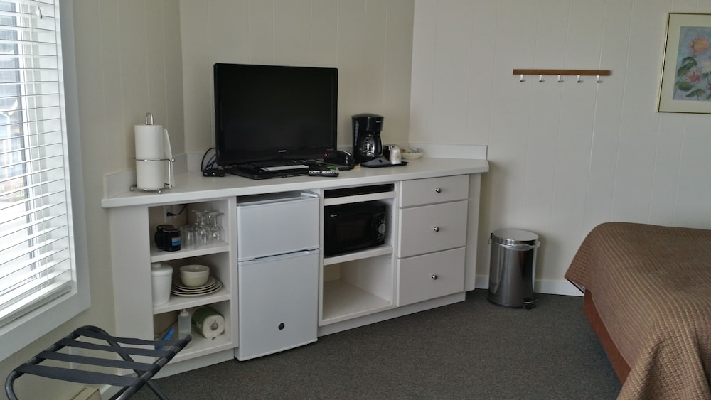 Studio, 1 Queen Bed, Ocean View photo 1