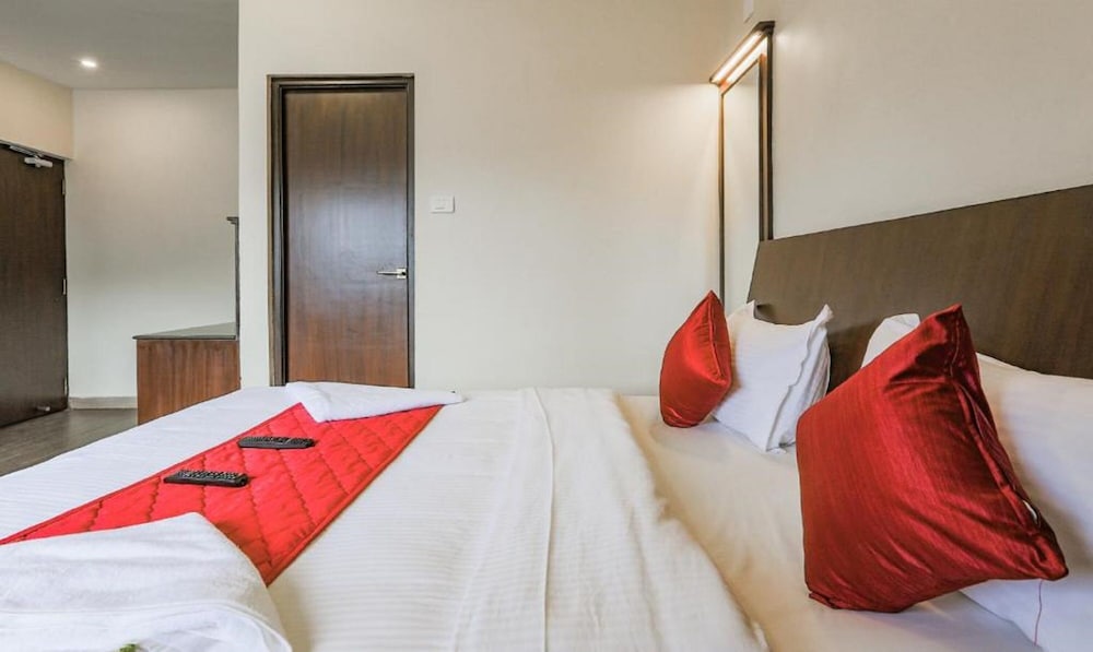 Deluxe Double Room photo 2