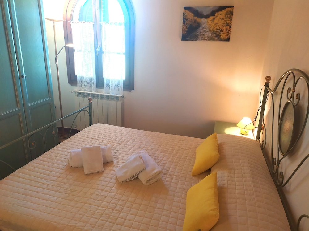 Panoramic Apartment, Terrace, Hill View photo 3