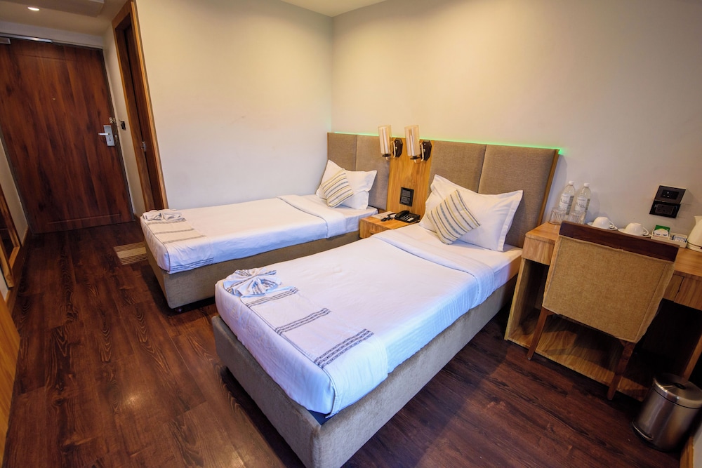 Standard Double or Twin Room photo 2