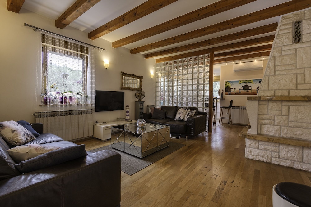 Villa, 5 Bedrooms, Private Pool