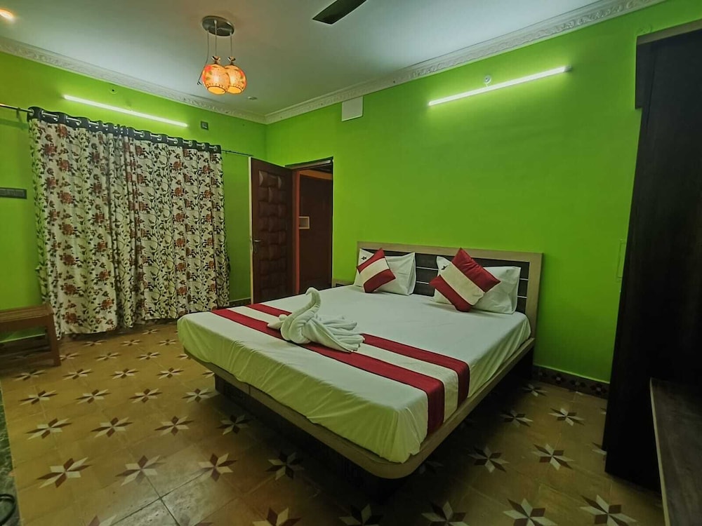 Luxury Villa photo 1