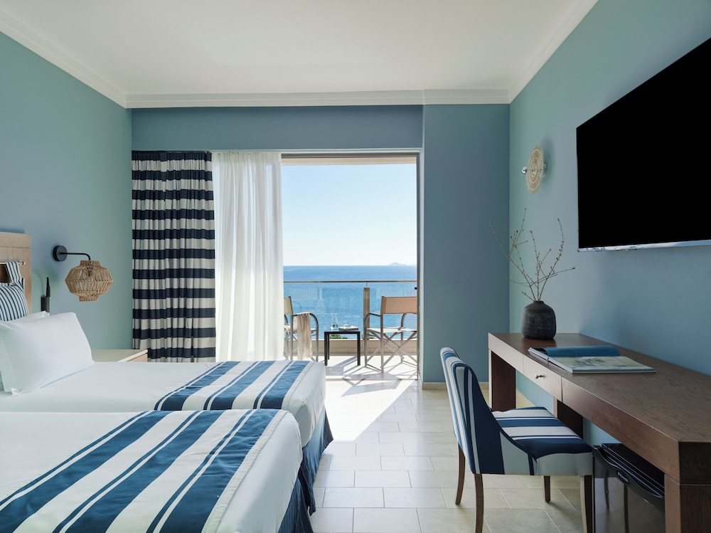 Superior Room, Sea View - Photo 1