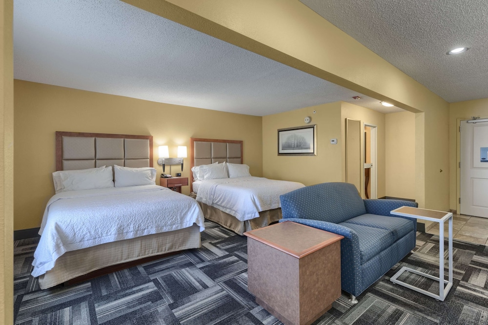 Suite, 2 Queen Beds, Accessible, Non Smoking - Photo 2